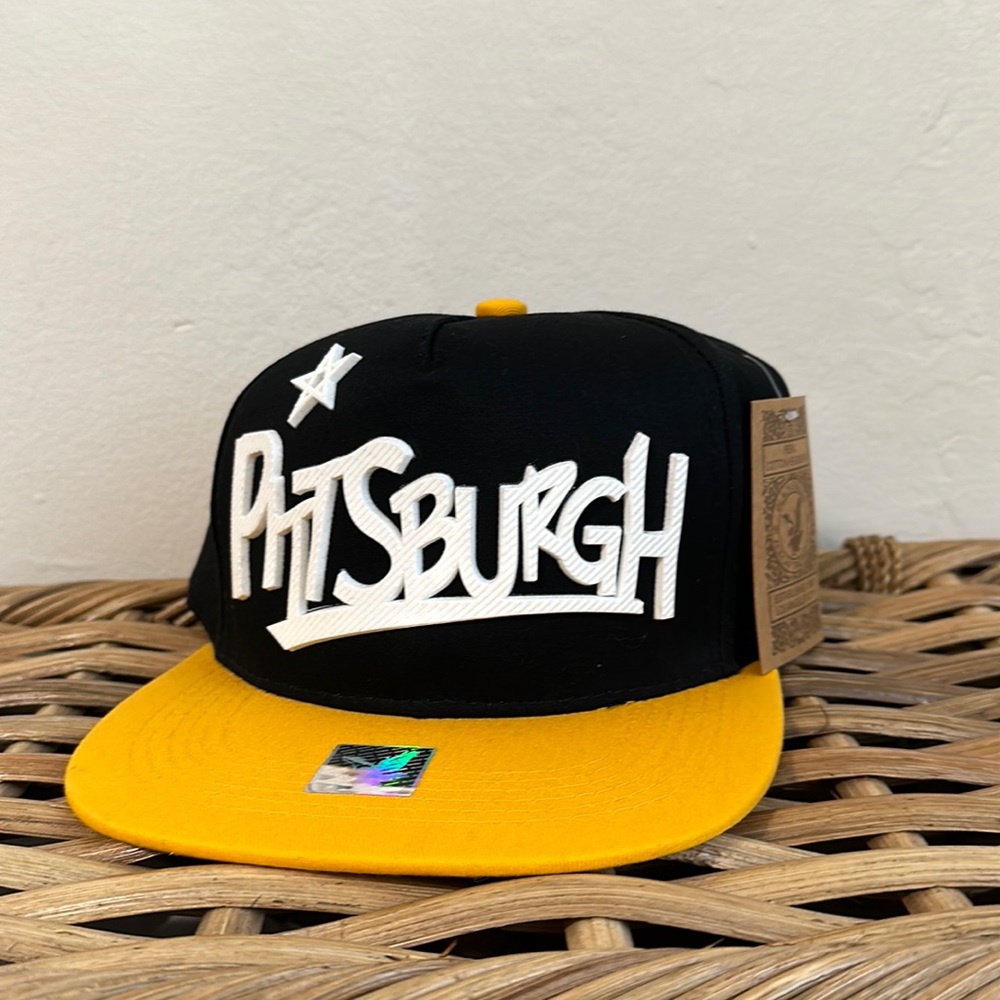 Pittsburgh hat cap flat bill black yellow SnapBack